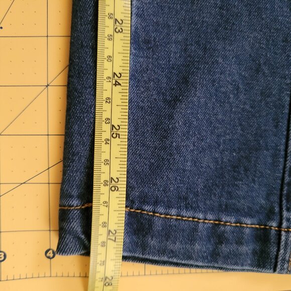 Time and Tru Blue Jeans Elastic Waist with Belt Misses Size 8 - Picture 8 of 9